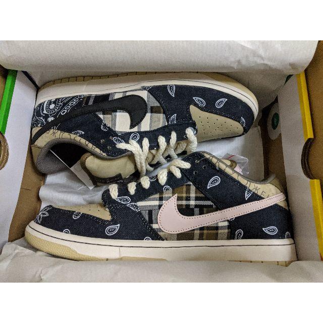 NIKE(ナイキ)の28.5 TRAVIS SCOTT × NIKE SB DUNK LOW メンズの靴/シューズ(スニーカー)の商品写真