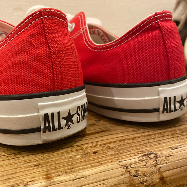 CONVERSE(コンバース)のコンバース　オールスター converse allstar 赤　25.5cm メンズの靴/シューズ(スニーカー)の商品写真