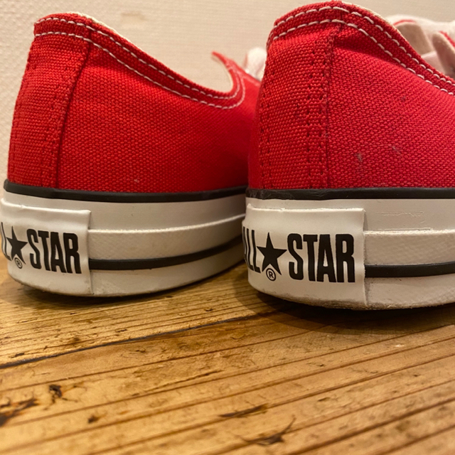 CONVERSE(コンバース)のコンバース　オールスター converse allstar 赤　25.5cm メンズの靴/シューズ(スニーカー)の商品写真