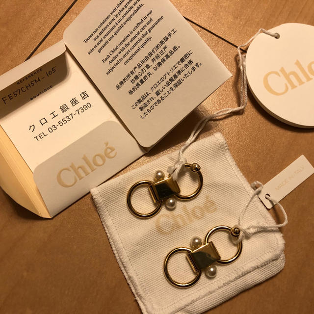 ピアス 新品未使用chloeパールピアス イヤリング ゴールド クロエ 新品