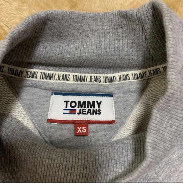 TOMMY HILFIGER(トミーヒルフィガー)のトミーヒルフィガー トレーナー レディースのトップス(トレーナー/スウェット)の商品写真