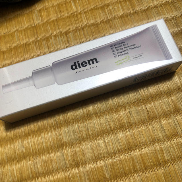 diem ホワイトニングペースト コスメ/美容のオーラルケア(口臭防止/エチケット用品)の商品写真