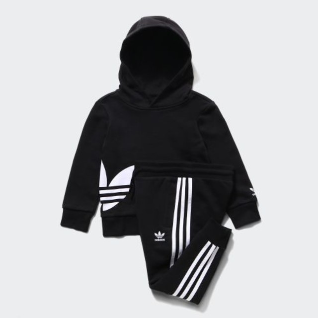 adidas ビッグ トレフォイル パーカー セットアップ

 専用出品