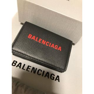 バレンシアガ(Balenciaga)のバレンシアガミニ財布　大人気セール中ブラック入手困難(折り財布)