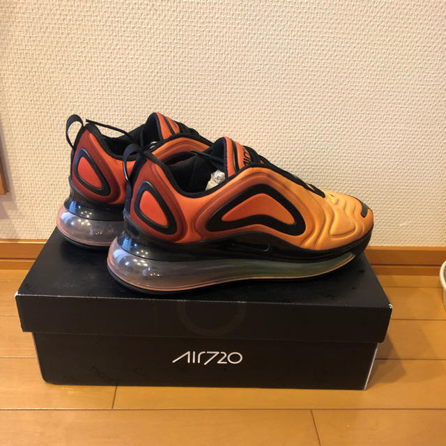 NIKE(ナイキ)のAir max 720 メンズの靴/シューズ(スニーカー)の商品写真