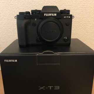 フジフイルム(富士フイルム)のFUJIFILM X-T3 ボディ　ブラック(ミラーレス一眼)