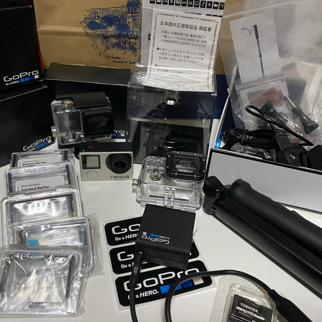 GoPro(ゴープロ)のどんちきぽん様！GoPro お得な付属品大容量セット！！ スマホ/家電/カメラのカメラ(コンパクトデジタルカメラ)の商品写真