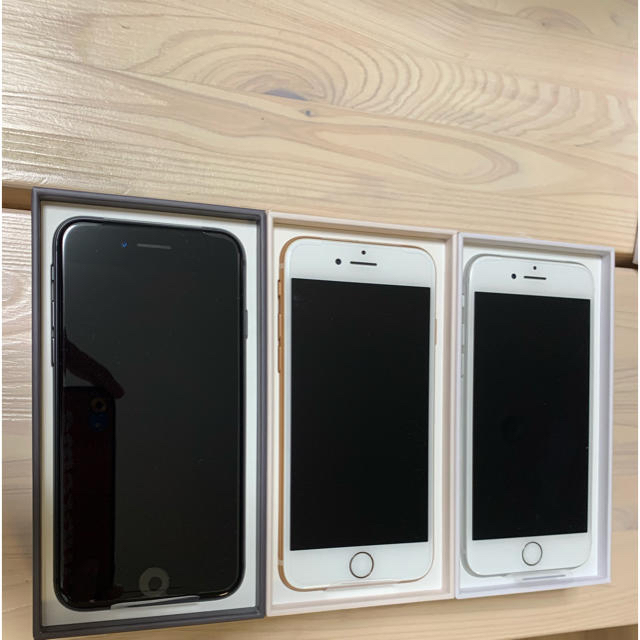 セール新作 iPhone - iPhone8 64GB SIMフリーの通販 by ゆき's shop｜アイフォーンならラクマ お得高品質