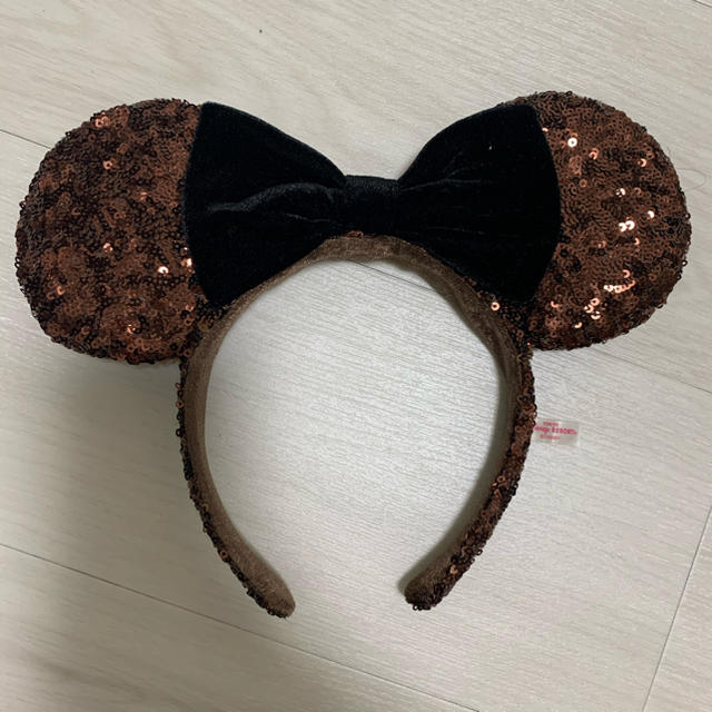 Disney(ディズニー)のDisney カチューシャ　あやこ様専用 レディースのヘアアクセサリー(カチューシャ)の商品写真