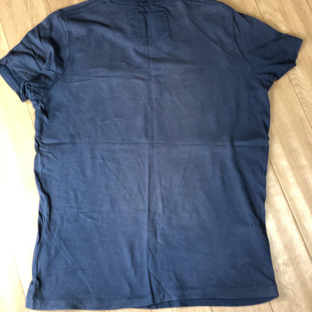 Abercrombie&Fitch(アバクロンビーアンドフィッチ)のアバクロ　Tシャツ メンズのトップス(Tシャツ/カットソー(半袖/袖なし))の商品写真