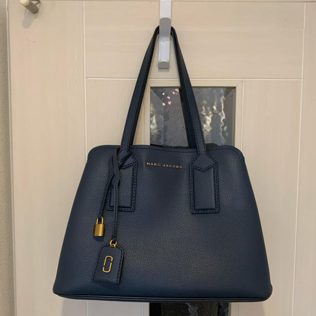 新品★MARC JACOBS マークジェイコブス スモールレザーホーボーバッグ