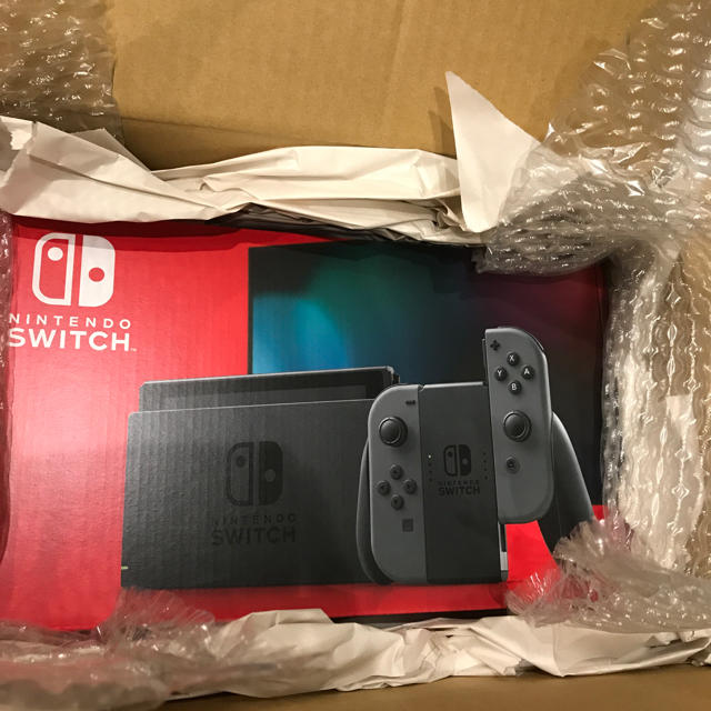 家庭用ゲーム機本体任天堂　switch 本体