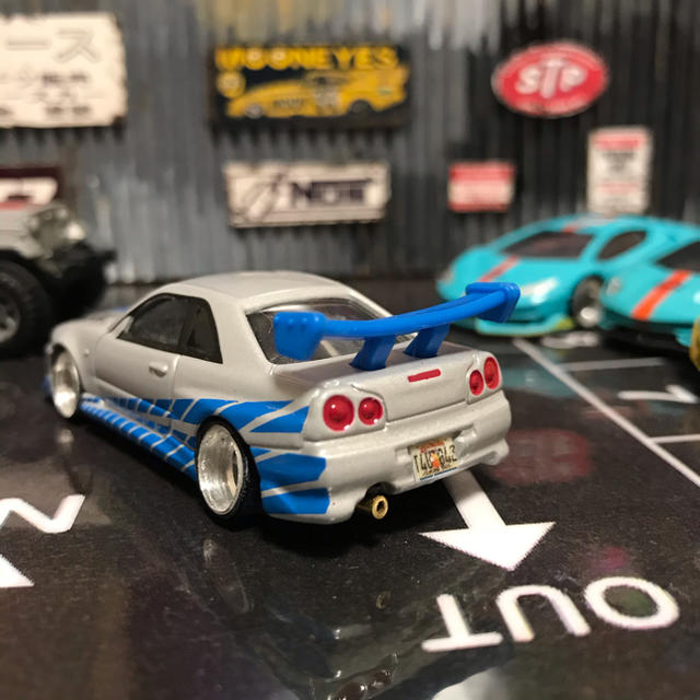 トミカプレミアムトミカ改造 ワイスピ R34 ☆自作アルミリム ☆ホットウィール