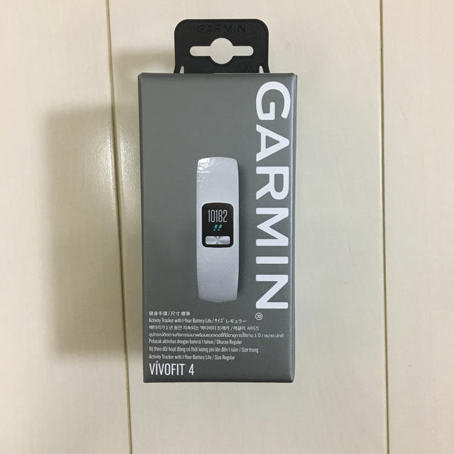 GARMIN(ガーミン)のガーミンGarmin vivofit4 白 メンズの時計(その他)の商品写真