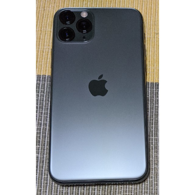 Apple(アップル)のSIMフリー 
iPhone 11 Pro 256GB ミッドナイトグリーン スマホ/家電/カメラのスマートフォン/携帯電話(スマートフォン本体)の商品写真