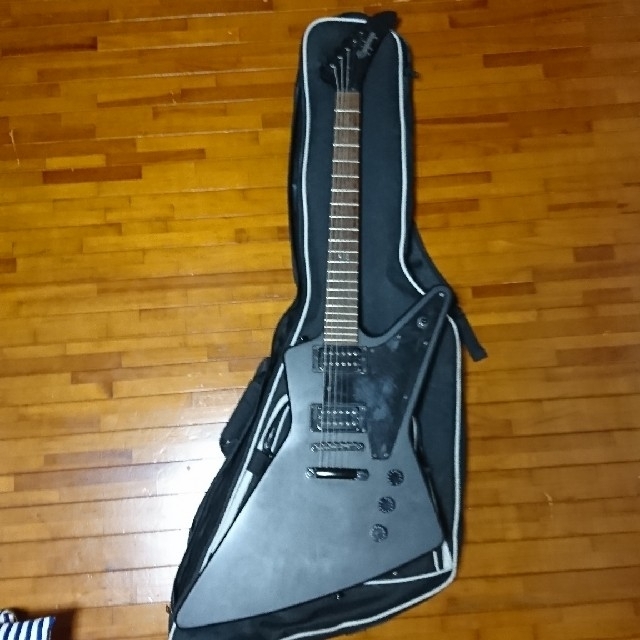 Epiphone(エピフォン)のエピフォン エレキギター ブラック 楽器のギター(エレキギター)の商品写真