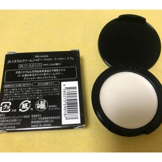 ニジュウヨンエイチコスメ(24h cosme)の専用ページ　24hコスメ  ミネラルクリームシャドウ(アイシャドウ)