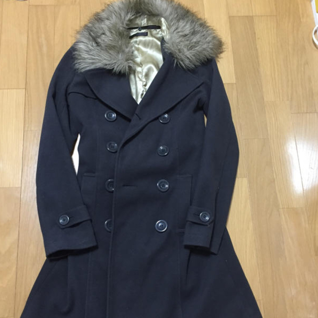 ファー付きトレンチコート 美品 レディースのジャケット/アウター(トレンチコート)の商品写真