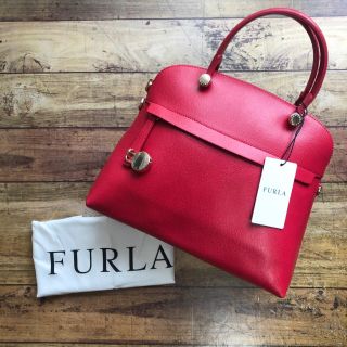 フルラ(Furla)の新品 フルラ パイパーM レッド 大人気！！ 2way バッグ 希少！！(ショルダーバッグ)