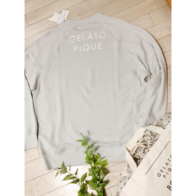 gelato pique(ジェラートピケ)の大人気✨新品✨ジェラートピケ　ロゴスウェット  レディースのトップス(トレーナー/スウェット)の商品写真