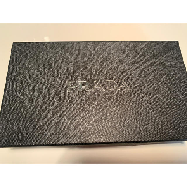 PRADA(プラダ)の財布 長財布 レディースのファッション小物(財布)の商品写真