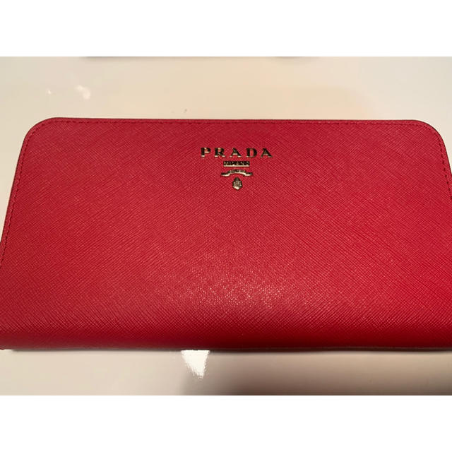 PRADA(プラダ)の財布 長財布 レディースのファッション小物(財布)の商品写真