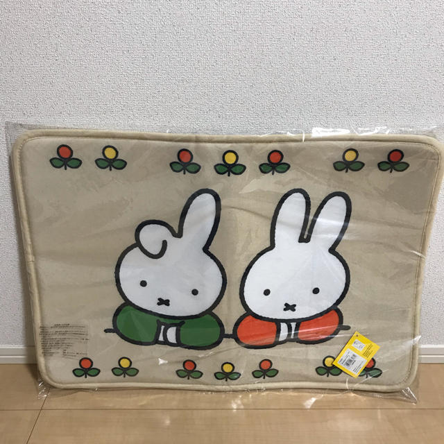 miffy  マット キッズ/ベビー/マタニティの寝具/家具(フロアマット)の商品写真