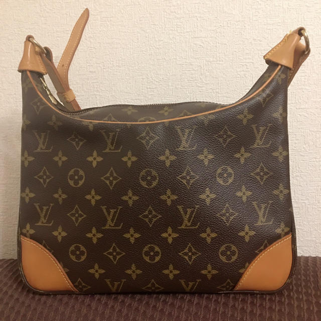 ★LOUIS VUITTON  ブローニュ　ショルダーバッグ★