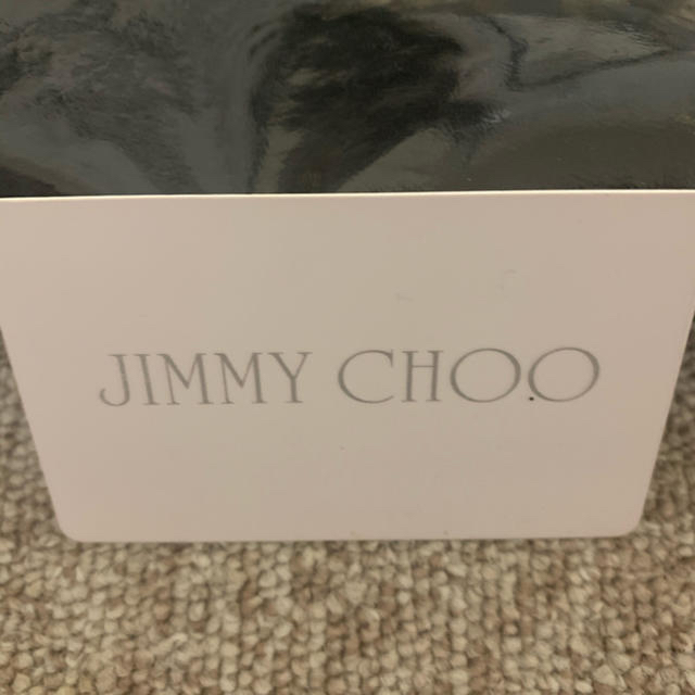 JIMMY CHOO(ジミーチュウ)のジミーチュウのスタッズバッグ エナメル ギャランティーカード付き   レディースのバッグ(トートバッグ)の商品写真