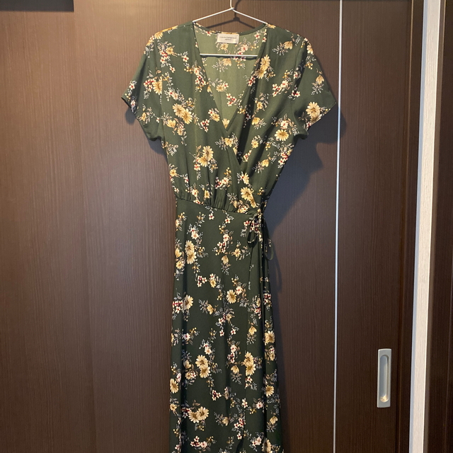 room306 CONTEMPORARY(ルームサンマルロクコンテンポラリー)のFlower Cache-coeur Maxi One-piece レディースのワンピース(ロングワンピース/マキシワンピース)の商品写真