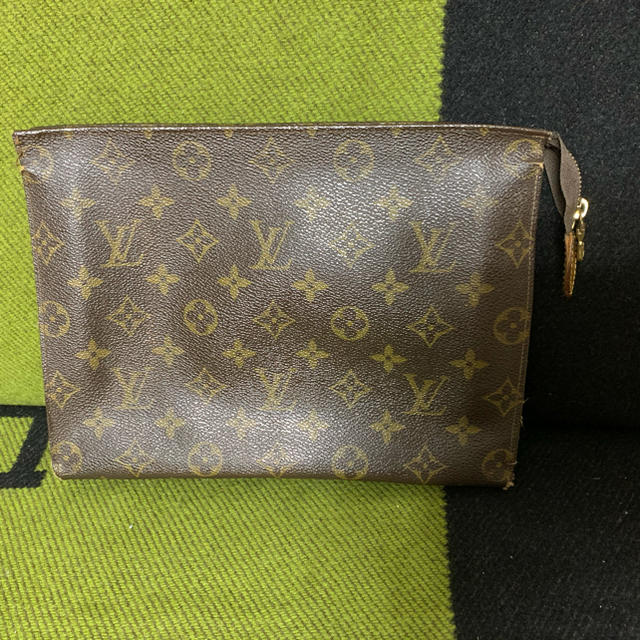 LOUIS VUITTON(ルイヴィトン)のルイヴィトン クラッチ ポーチ モノグラム レディースのバッグ(クラッチバッグ)の商品写真