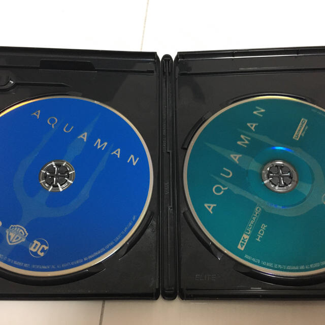 アクアマン 4K ULTRA HD+ブルーレイ 日本語吹き替え 輸入版 エンタメ/ホビーのDVD/ブルーレイ(外国映画)の商品写真