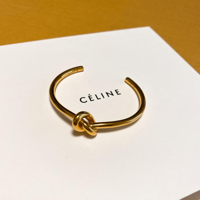 celine(セリーヌ)のCELINE ノット　Sサイズ レディースのアクセサリー(ブレスレット/バングル)の商品写真