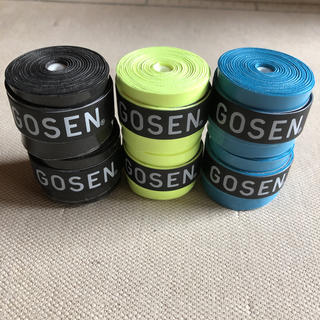 ゴーセン(GOSEN)のGOSENグリップテープ黒フラッシュイエロー青 各2個 計6個(バドミントン)