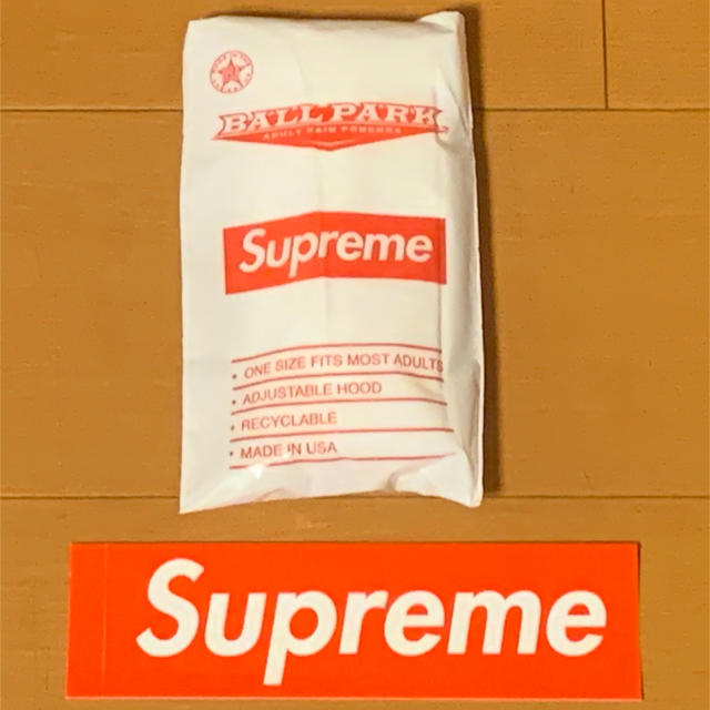 Supreme(シュプリーム)のsupreme 非売品 ポンチョ 2020 ノベルティ Tシャツ パーカー  メンズのファッション小物(その他)の商品写真