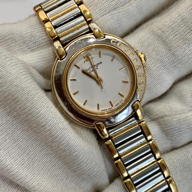 Courreges(クレージュ)のクレージュ　v401-0720 腕時計　電池交換済　v401-0720 レディースのファッション小物(腕時計)の商品写真