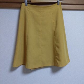 yellow 春色 膝丈 シンプルスカート 美品 L(ひざ丈スカート)