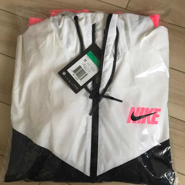 NIKE(ナイキ)のNIKE AS M NSW WR JKT HD GX QS メンズのジャケット/アウター(ナイロンジャケット)の商品写真