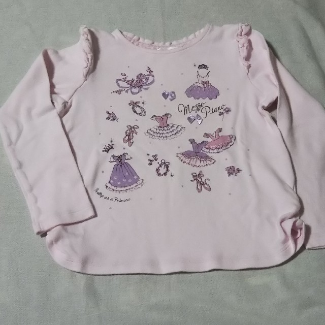 mezzo piano(メゾピアノ)のメゾピアノカットソー130 キッズ/ベビー/マタニティのキッズ服女の子用(90cm~)(Tシャツ/カットソー)の商品写真