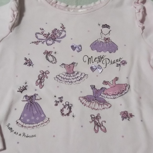 mezzo piano(メゾピアノ)のメゾピアノカットソー130 キッズ/ベビー/マタニティのキッズ服女の子用(90cm~)(Tシャツ/カットソー)の商品写真