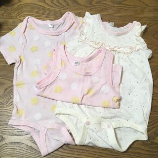 イオン(AEON)の女の子 60 3枚セット ロンパース2着・ノースリーブ1着(肌着/下着)