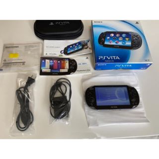 ソニー(SONY)の【おまけ付き】PlayStationVITA 本体  +  純正ポーチ付き(携帯用ゲーム機本体)