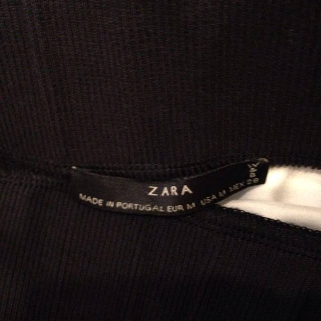 ZARA(ザラ)のZARAのスカート レディースのスカート(ひざ丈スカート)の商品写真