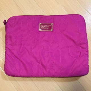 マークバイマークジェイコブス(MARC BY MARC JACOBS)のマークバイジェイコブス.クラッチ(クラッチバッグ)