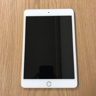 AFK14 完動品iPad Air(A1474)本体16GBシルバー送料込