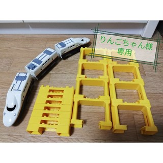 タカラトミー(Takara Tomy)のプラレール　E4系新幹線MAX &橋脚セット(電車のおもちゃ/車)