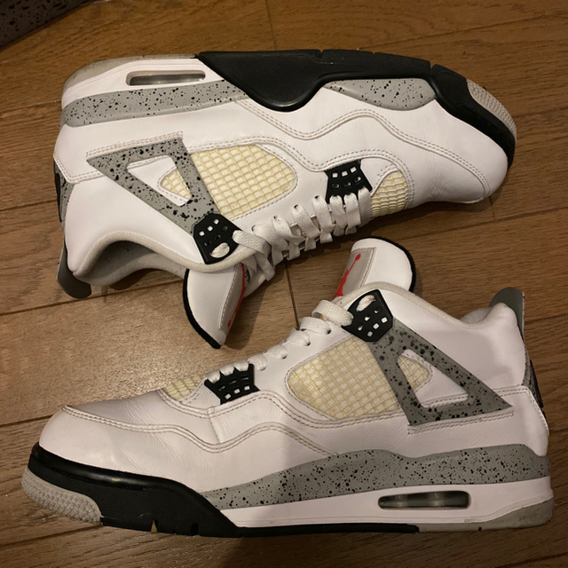 NIKE(ナイキ)の 美品 28.5cm NIKE AIR JORDAN 4 メンズの靴/シューズ(スニーカー)の商品写真