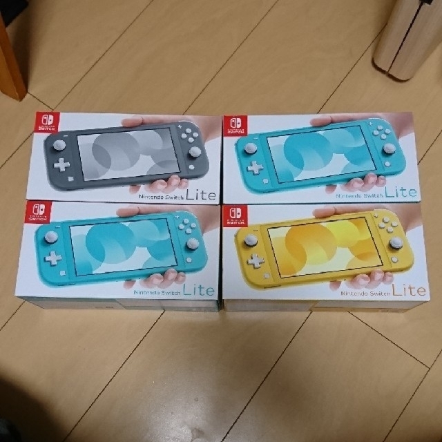 Nintendo Switch(ニンテンドースイッチ)のNintendo Switch  Lite 4台 セット エンタメ/ホビーのゲームソフト/ゲーム機本体(家庭用ゲームソフト)の商品写真