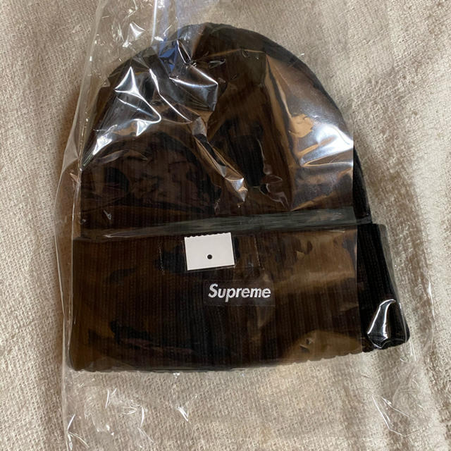 Supreme(シュプリーム)のsupreme Overdyed Beanie black 黒 シュプリーム メンズの帽子(ニット帽/ビーニー)の商品写真