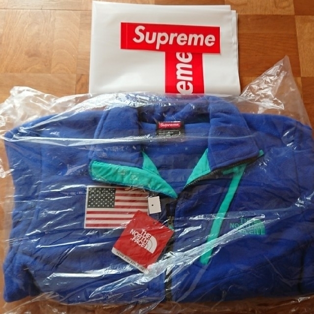 Supreme(シュプリーム)の17SS 国内正規品 シュプリーム ノースフェイス アンタークティカ フリース メンズのジャケット/アウター(マウンテンパーカー)の商品写真